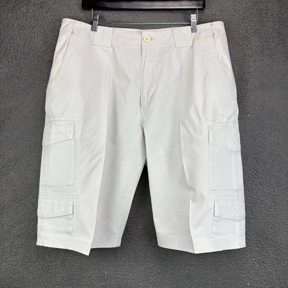 Roundtree & Yorke Casuals Mens 36 White Ripstop Cargo Shorts Utility Outdoor